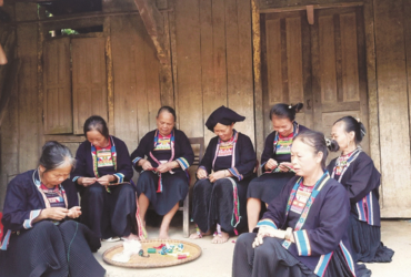 Trang phục dân tộc Mông